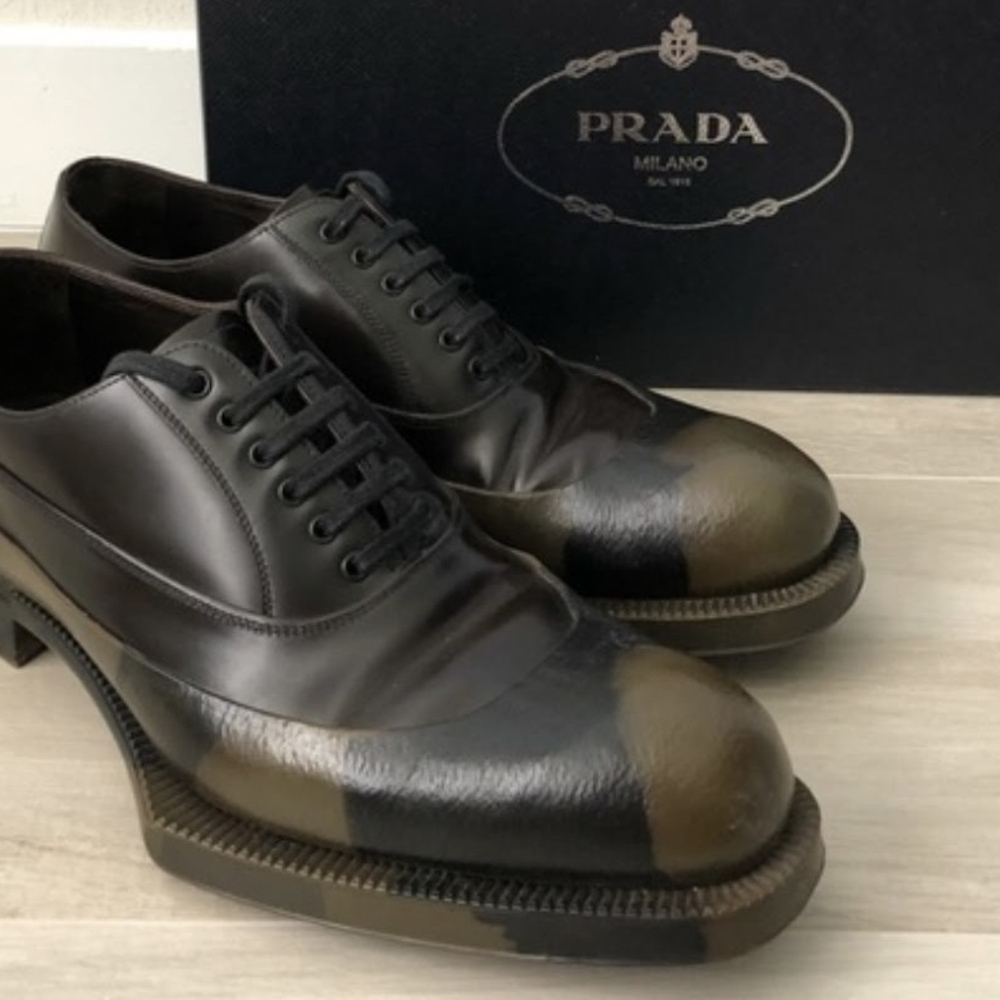 Prada Mens Derby shoe